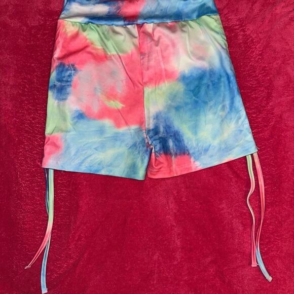 Multicolor Shorts - Picture 2 of 7